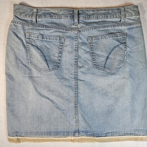 Fashion Bug Denim Skirt Size 16 - Picture 2 of 8